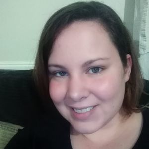 Meet your Posher, Holly